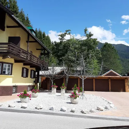 Haus Geiger Апартаменти Зефельд-ін-Тіроль